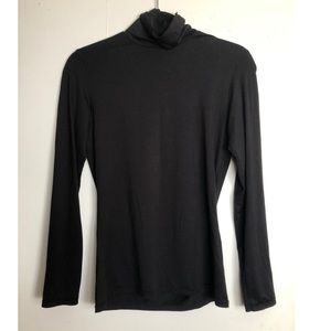 Uniqlo Heat Tech Turtleneck
